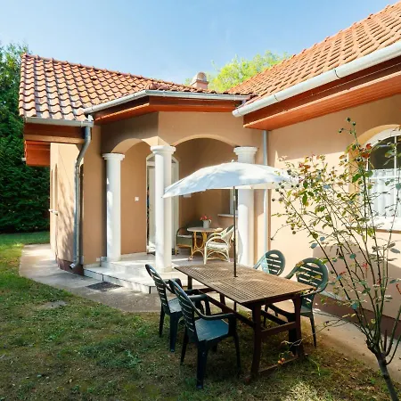 Σπίτι διακοπών Capella By Interhome Balatonoszod